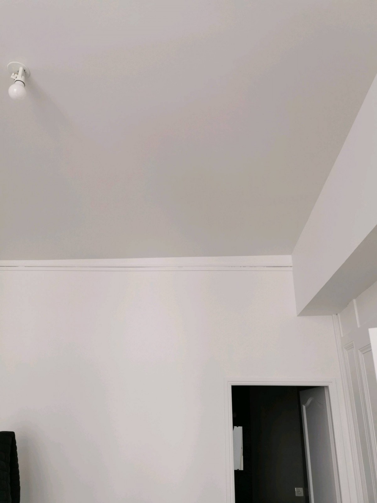 Remise en état de la peinture d'un appartement avant une mise en location à Rouen 76