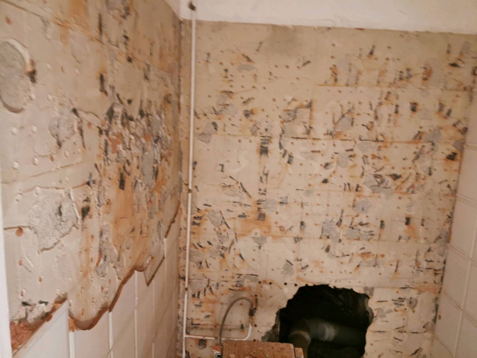 Travaux de peinture et plâtrerie suite sinistre dégât des eaux à ROUEN