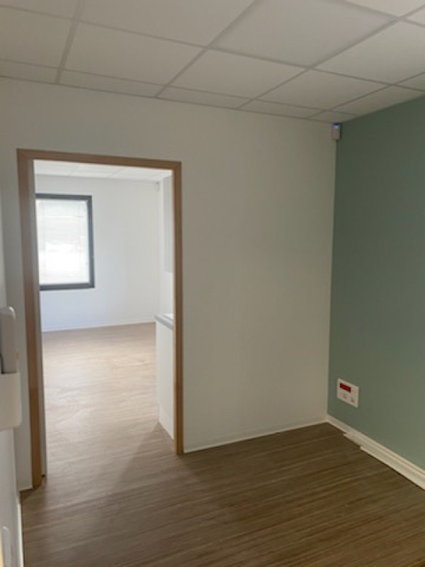 pause à revêtement de sol dans un logement sur la commune de Rouen