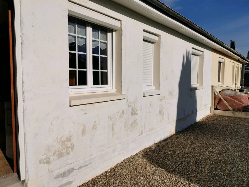 Réfection d'une façade fissurée sur la commune de Barentin