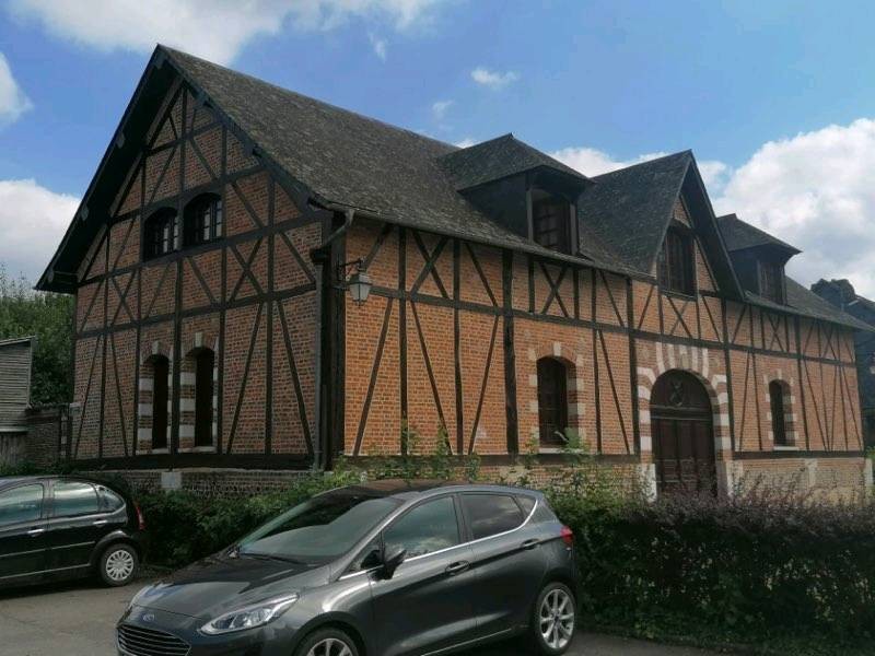 Démarrage d'un ravalement extérieur en colombage sur la commune de RY 76