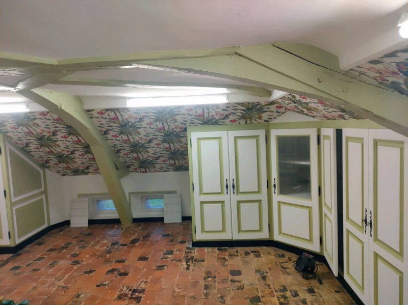 Aménagement d'un grenier en bibliothèque salle de lecture sur le secteur de Rouen