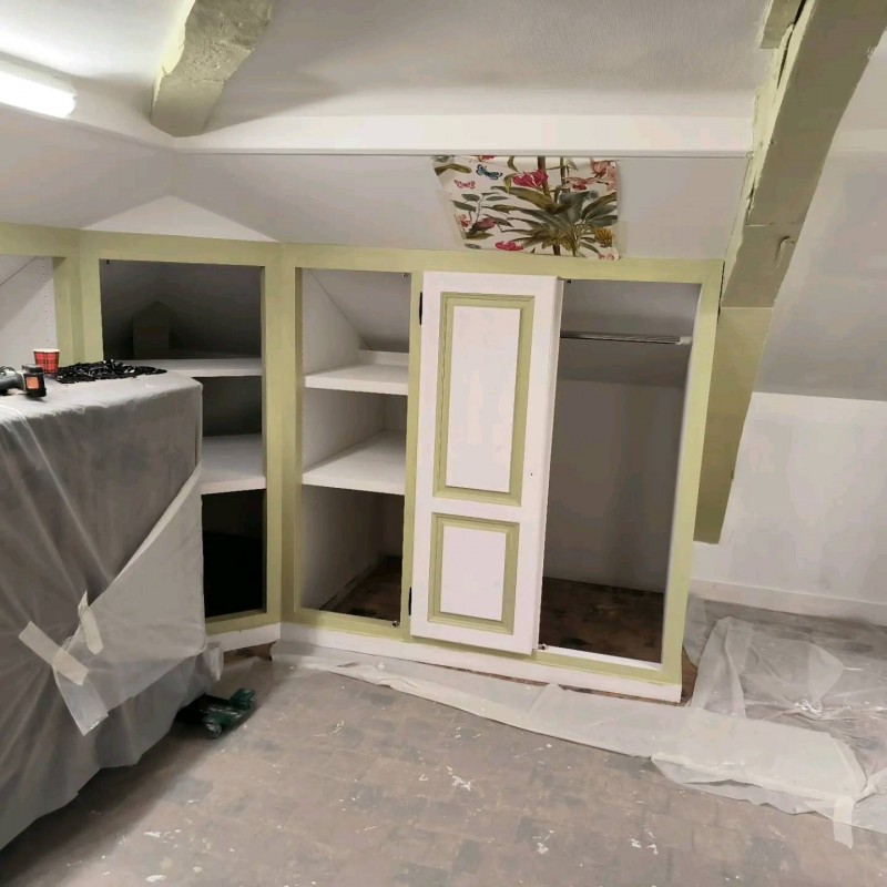 Aménagement d'un grenier en bibliothèque salle de lecture sur le secteur de Rouen