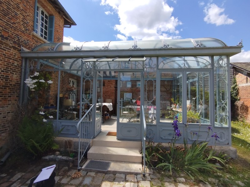 mise en peinture d'une véranda sur le secteur de Quincampoix 